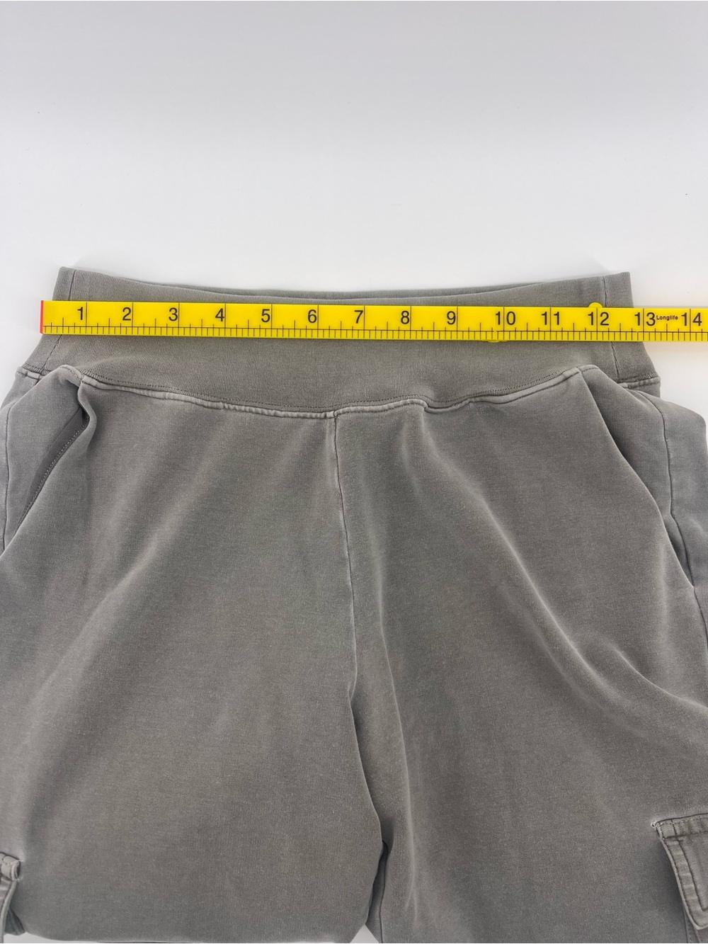 ALO Yoga Women's Cargo Joggers in  Gray - Picture 14 of 16